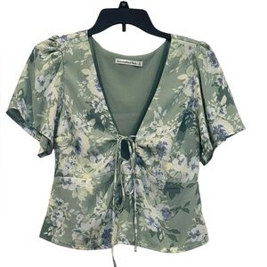 Women’s Abercrombie & Fitch Green Floral Smocked Crop Top: Size Medium